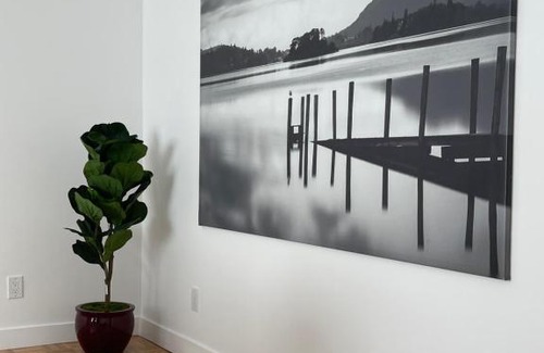 Saranap Casa | New 3-BR guesthouse with free parking on prem