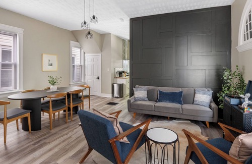 East Walnut HIlls Casa | NEW! 3-Story Gem, 6BR In the heart of Cincinnati!