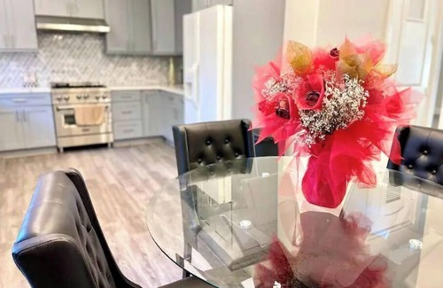 Arcadia Casa | NEW 3BR 2.5BATHS upscale, attached garage, close to DTLA and Universal Studio