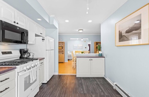 Ventnor City Casa | NEW 3br/2ba Beach Home 2.5 blks to Beach!