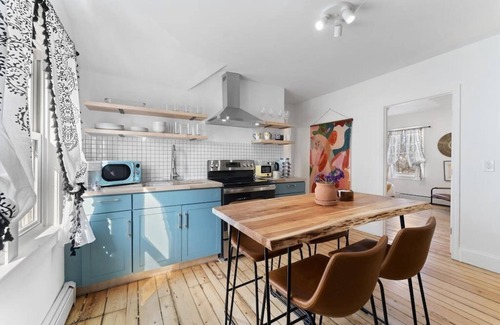 Federal Hill Apartamento | ★New 3BR APT★Modern & Satylish Stay for Groups!