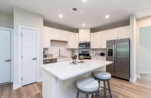 Bayside Casa | New! 3BR by OC Boardwalk & Assateague Horses