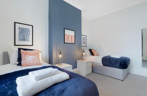 Sunderland Casa | NEW! 3BR in James Street