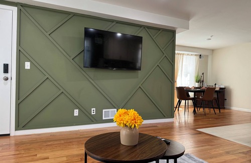 Newark Casa | NEW! 3BR Modern & Comfy Newark Unit