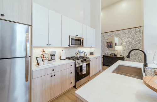 Wicker Park Apartamento | NEW 4BR Designer Flat in Wicker Park/Bucktown