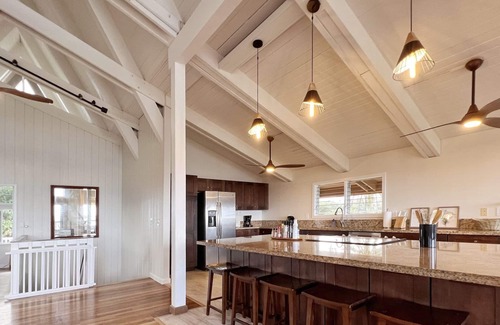 Anahola Casa | NEW 4BR Oceanfront Home with Hot Tub & Theatre