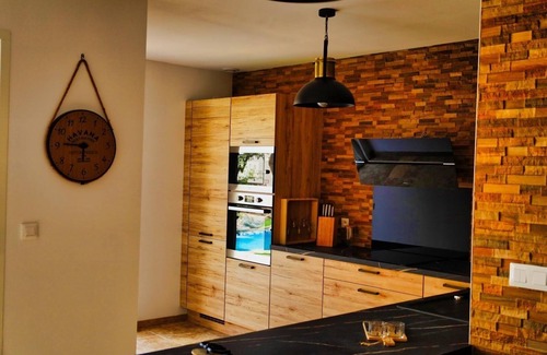 Bessan Casa | New 4P villa with pool, water slide and waterfall
