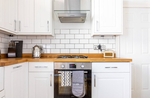 Pontcanna Casa | ¡NUEVO! A 5 minutos a pie del estadio y del centro de la ciudad, Cardiff Townhouse Con estacionamiento gratuito.