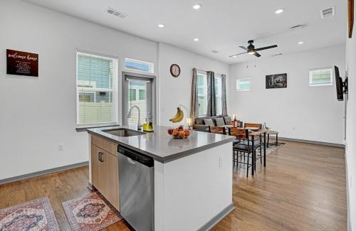 Port Saint Lucie Casa | New 5 Star with Pool Mins to Tradition Hospital HCA Hospital