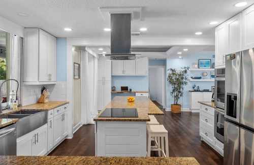 Hobe Sound Casa | NEW! 50% discount Jan. monthly rental. Close to Beach, Golfing, Shopping, Dining