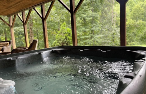 Woodfin Casa | Muy grande, 2 acres de Arte y Artesanía Country Retreat 5 millas de dwntwn Asheville