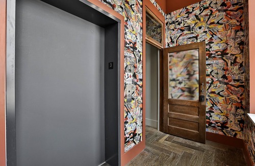 Frankfort Casa | NEW!!! 6 BR + 5 Bath Penthouse Overlooking Downtown. 1 mile from Buffalo Trace