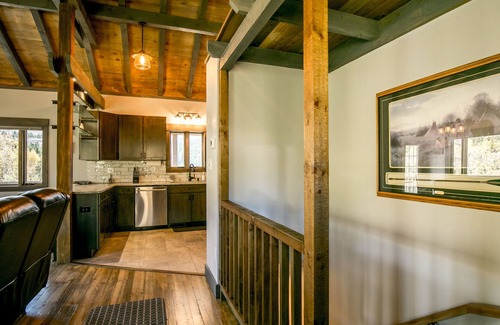 Virginia City Casa | NEW AIR COND. CREEK-SIDE CABIN ON WOODED LOT IN HISTORIC VIRGINIA CITY, MONTANA