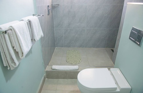 Harare Hotel | New Ambassador Hotel