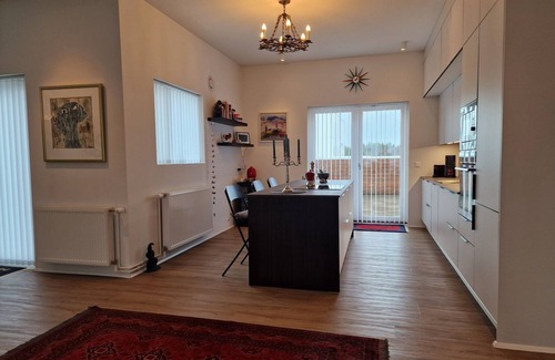 Arbær Apartamento | New and beautiful spacious pent-house apartment