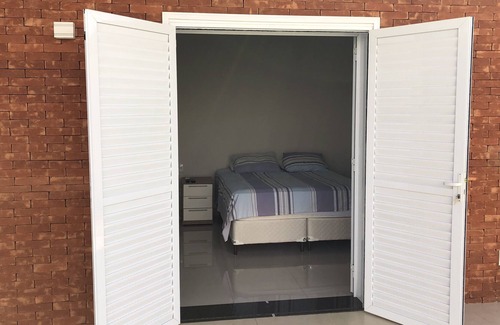 Brotas Casa | New and integrated house, heated pool, air-conditioned rooms!