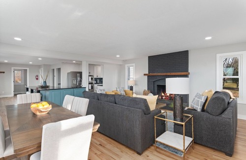 Independence Casa | New and Inviting in Independence