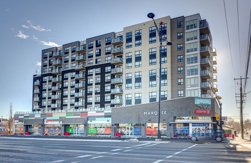 Crescent Heights Apartamento | Nuevo y moderno 1 dormitorio 1 baño con balcón - Cerca del centro