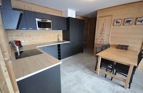 La Toussuire Apartamento | Apartamento nuevo y cálido con vista panorámica, acceso directo a las pistas.