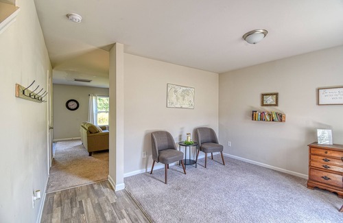 Anderson Casa | New Anderson Home Centrally Located off Clemson Blvd