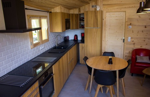 Sainte-Foy-Tarentaise Apartamento | Apartamento nuevo, 3 estrellas, capacidad para 4 personas, en auténtico chalet de Saboya