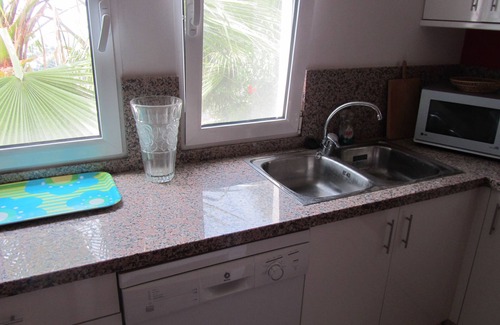 Fustera Apartamento | NUEVO APARTAMENTO (una piscina para dos apartamento) PEQUEÑO JARDIN CON VISTAS AL MAR