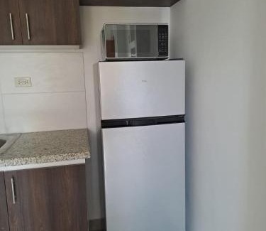 La Caleta Apartamento | New apartment near the airport AILA