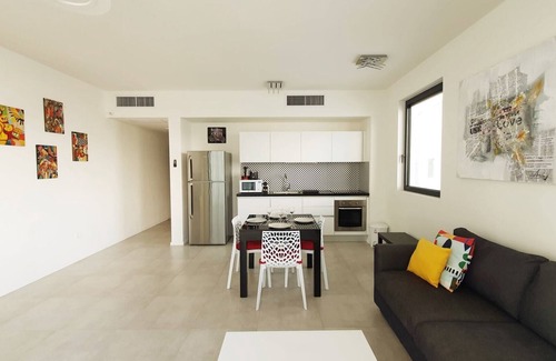Tel Aviv Promenade Apartamento | New Apartment Near the Beach With Parking TL53