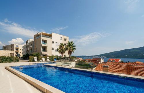 Baosici Apartamento | New Apartment with sea view terrace and pool