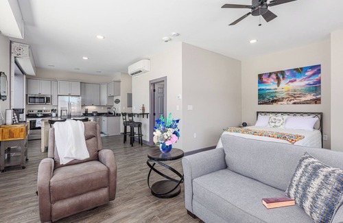 Marion Apartamento | New Apartments with views of Downtown Marion, NC!!