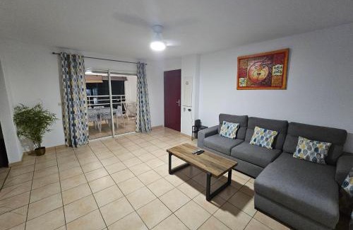 Les Abymes Apartamento | NEW Appart 2 chambres avec piscine proche aeroport
