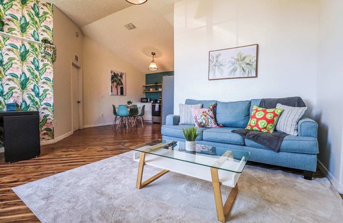 Buena Ventura Lakes Apartamento | New APT 15Min Drive Disney and Airport - Parks KingBed Pets
