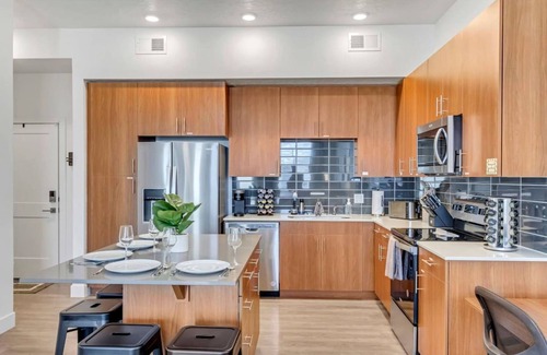 Clearfield Apartamento | New Apt - Gigabit Internet - Year-round Pool