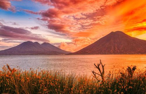 San Marcos La Laguna Apartamento | NEW Atitlan Lakefront, Casa Sabiduria