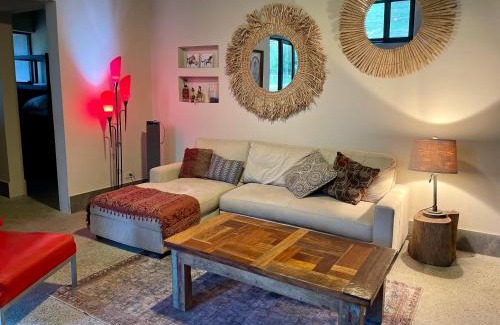 Escamequita Casa | New Barndominium with AC at Horse Stables