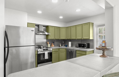 Palma Ceia Casa | NEW! Bayside Breeze - Charming Apt Near Bayshore