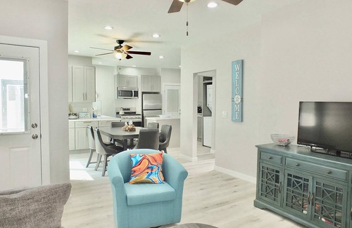 Peninsula Condominio | *New* Beach & Bay Retreat | Full of Amenities!