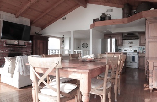 Silver Strand Casa | NEW! Beach Front Coastal Living