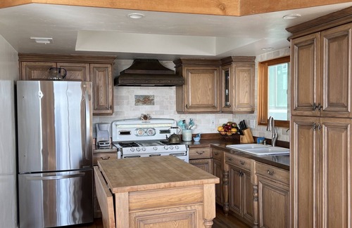 Silver Strand Casa | NEW! Beach Front Coastal Living