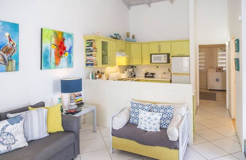Marina Bay Apartamento | *New* Beach front newly renovated condo