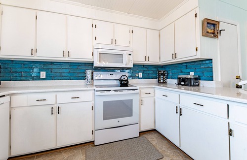 South Nags Head Casa | NEW Beach Location, Relaxation, and Comfort!