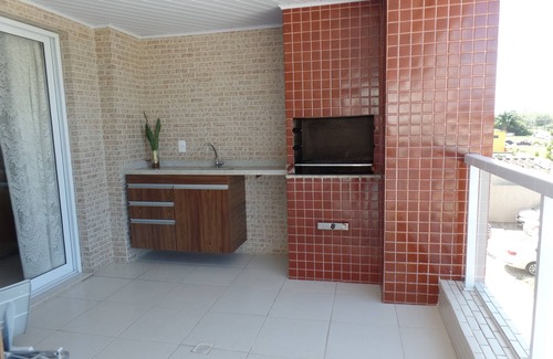 Indaia Apartamento | Apartamento Nuevo de frente al mar, pie en la arena!