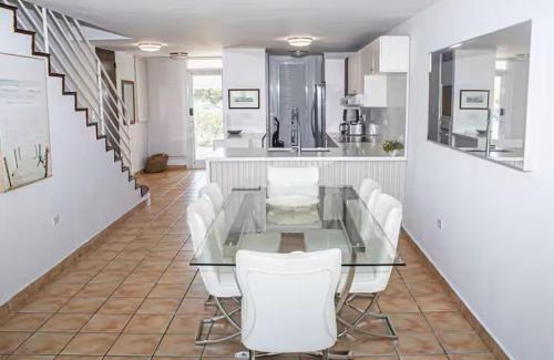 Dorado del Mar Casa | New ! Beachfront Villa - Golf, Pool & Ocean View