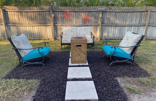 Dunedin Casa | NEW - Beachy Vibes & Golf Cart Rides in the Heart of Dunedin!
