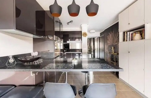 Beaulieu-sur-Mer Apartamento | ¡Nuevo! Beaulieu-sur-Mer: apartamento nuevo, tranquilo y amueblado para 1 a 4 personas