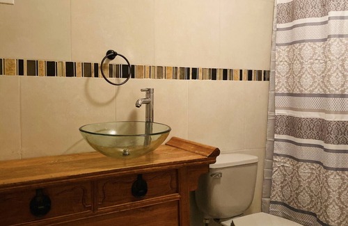 Puerto Nuevo Apartamento | New Beautiful 2 bedroom full Apartment San Juan, Area Metro.