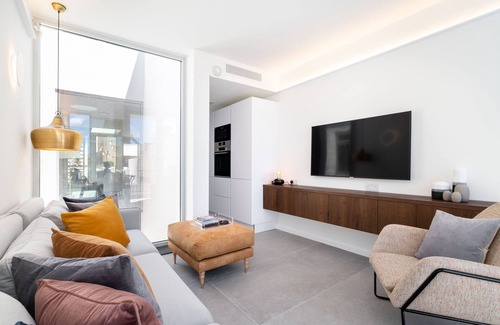 Sliema Casa | Nueva casa adosada bellamente restaurada de 150 metros de la playa.