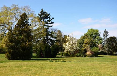 Little Chalfont Casa | NEW - Beautiful, spacious Beechwood Lodge with lovely gardens