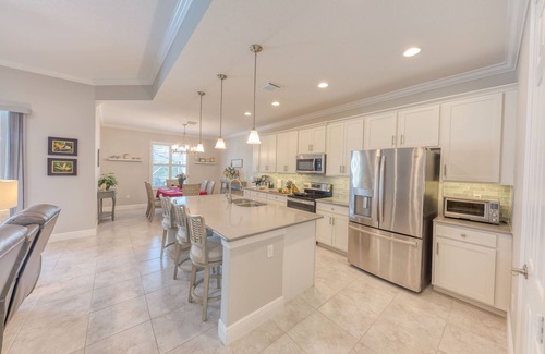 Port Saint Lucie Casa | New Beautiful Heated Pool 3 bedroom, 2 Bath
