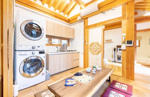 Cheongunhyoja-dong Casa | NUEVO HANOK coreano hermoso por el palacio 5BR + 4BTH